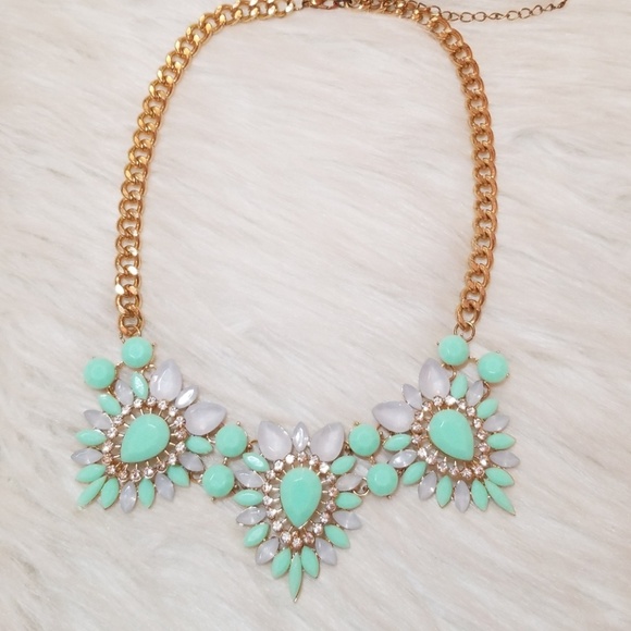 Statement Necklace - Picture 3 of 3